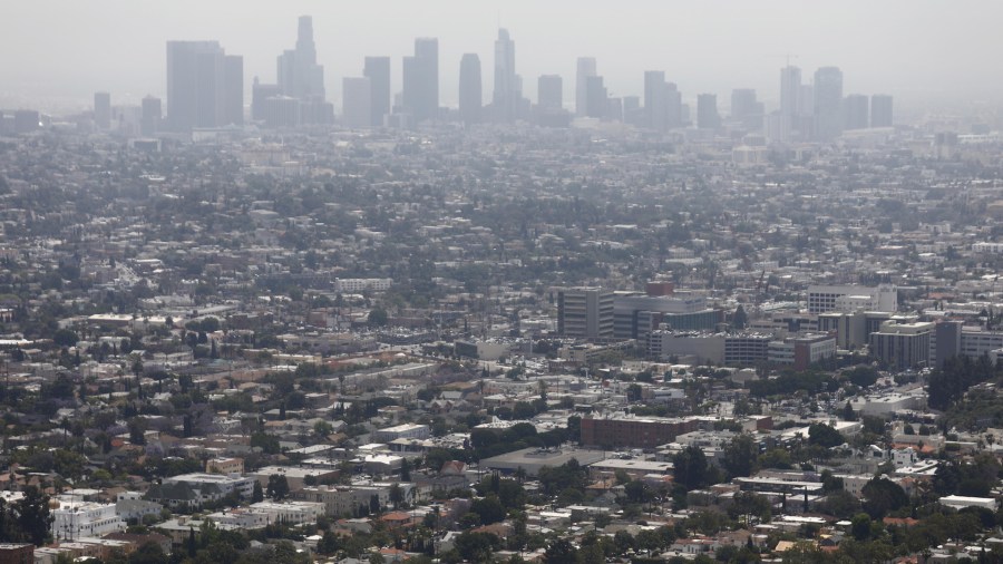 Smog hangs over Los Angeles on a day rated as having 'moderate' air quality on June 11, 2019. (Credit: Mario Tama/Getty Images)