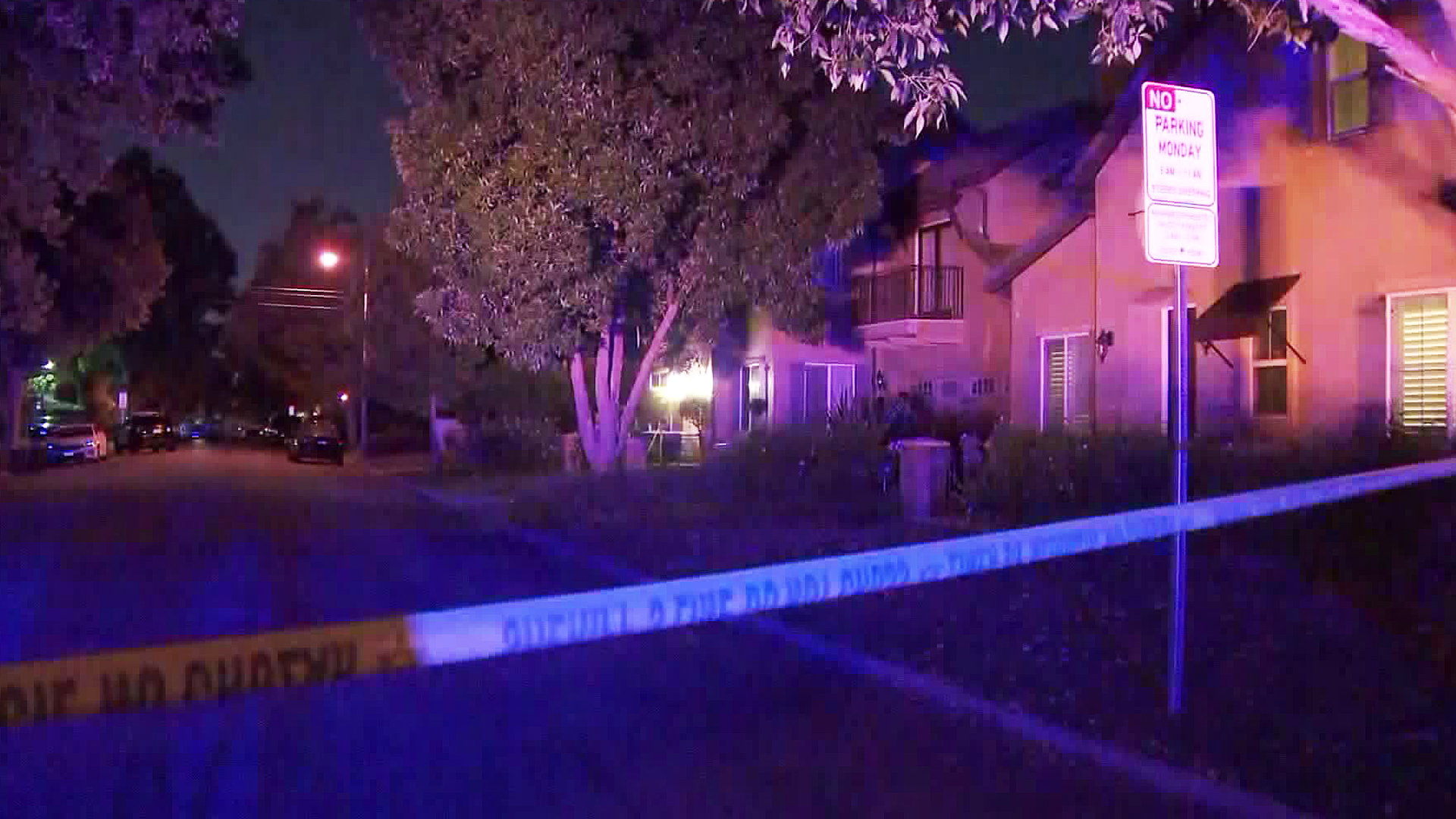 Detectives investigate a fatal shooting in Temple City on July 15, 2019. (Credit: KTLA)