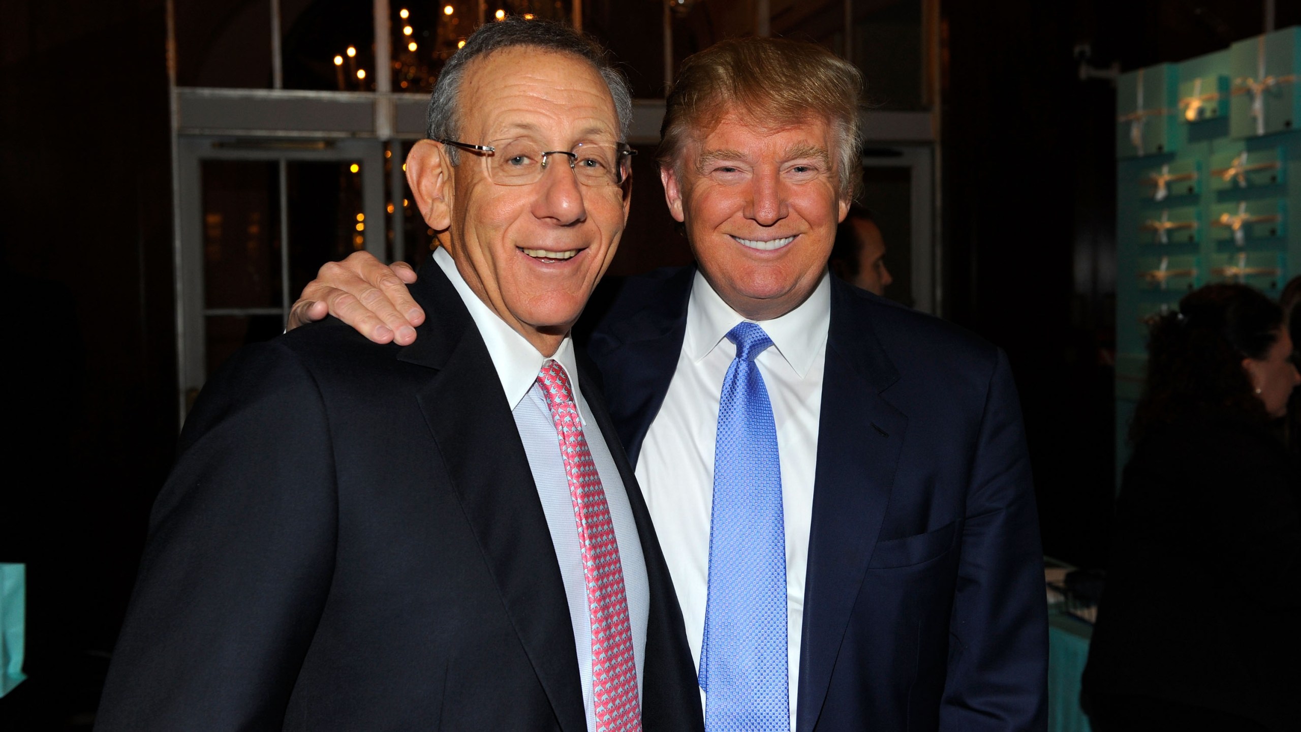 Stephen Ross and and Donald Trump attend the 25th Great Sports Legends Dinner at the Waldorf Astoria on Sept. 27, 2010 in New York City. (Credit: Andrew H. Walker/Getty Images for The Buoniconti Fund to Cure Paralysis)