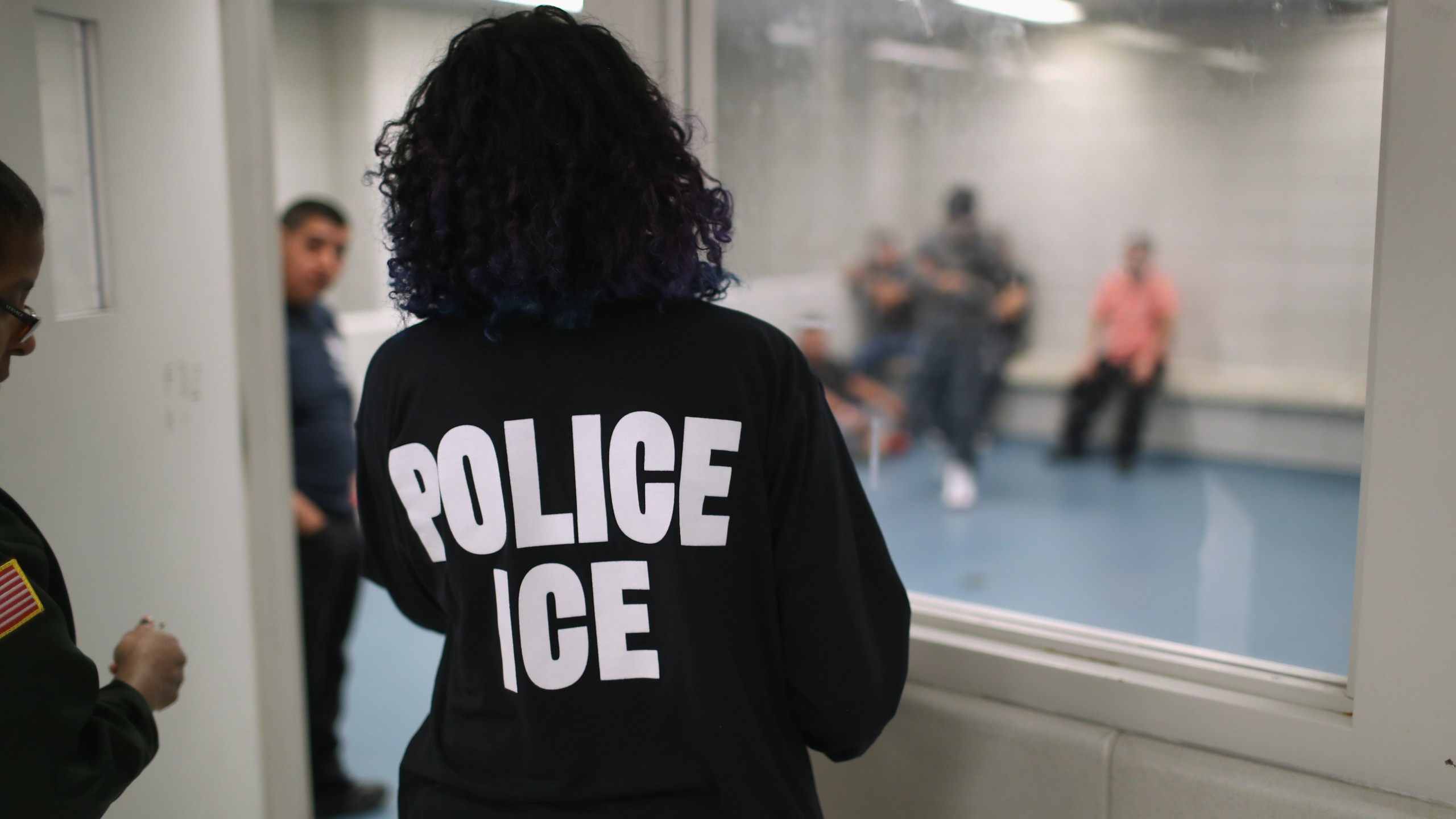 Immigrants wait in a holding cell at a U.S. Immigration and Customs Enforcement processing center on April 11, 2018, at the U.S. Federal Building in New York City. (Credit: John Moore/Getty Images)