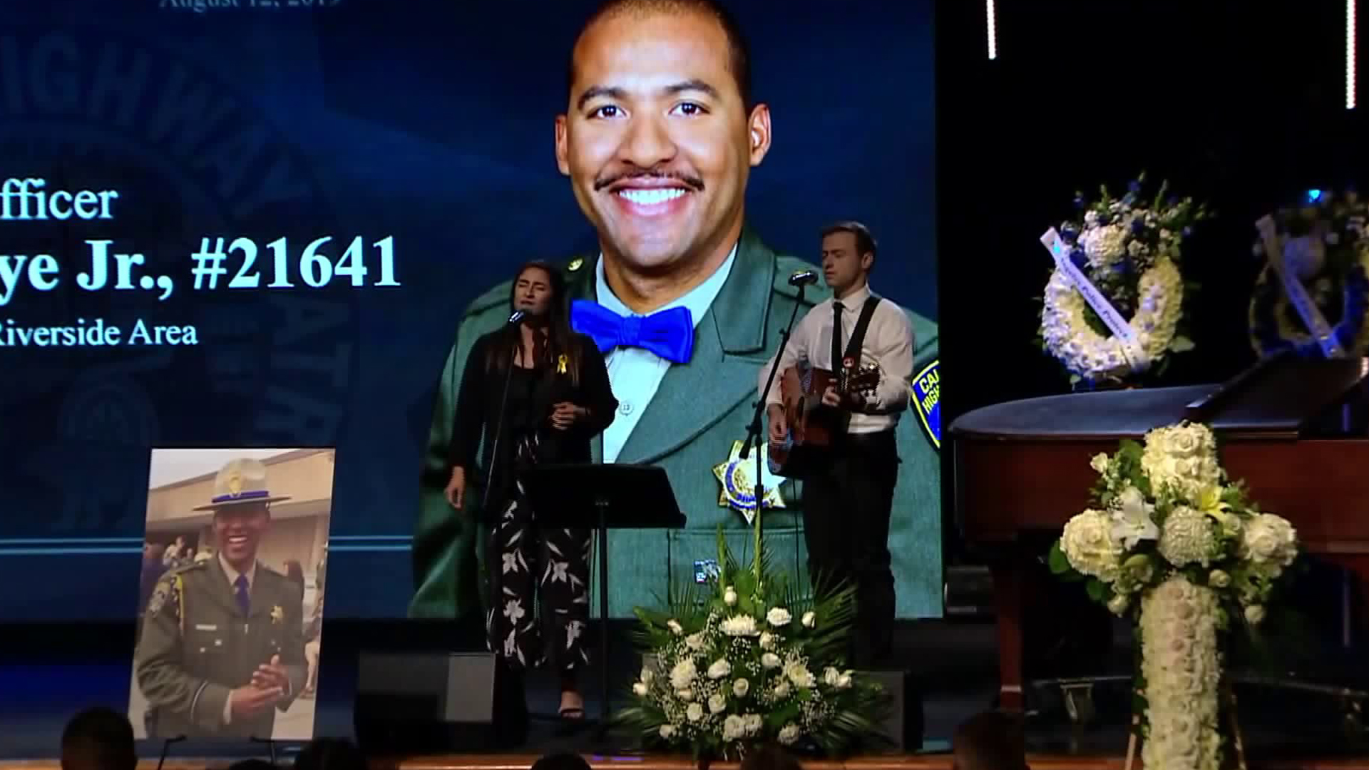 Musicians perform at a memorial service for CHP Officer Andre Moye Jr. on Aug. 20, 2019. (Credit: Pool)