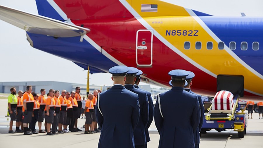 A pilot for Southwest flew his father's remains back to the place where he last saw him more than 50 years ago, Dallas Love Field Airport. (Credit: Southwest Airlines)