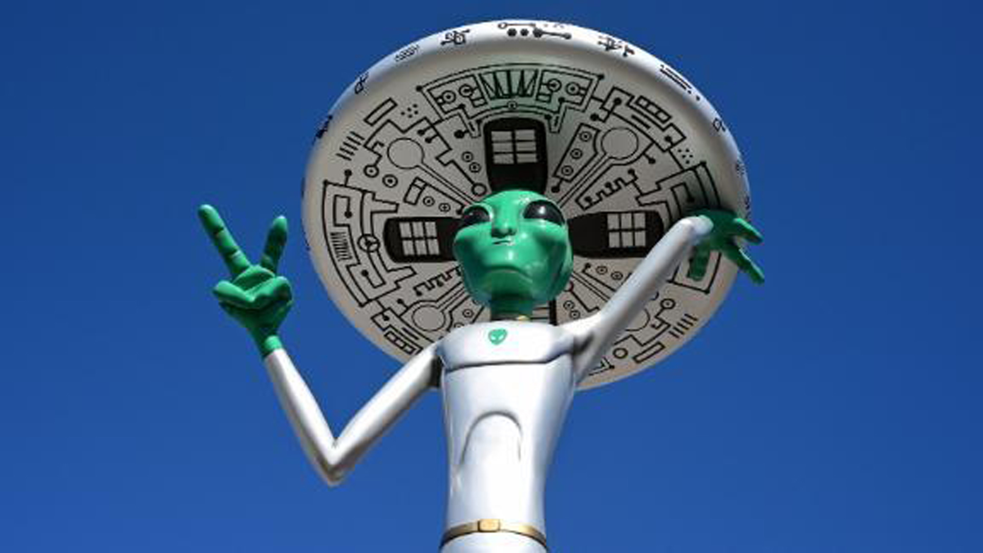 An alien statue in Rachel, Nevada, is seen in a file image. (Credit: CNN)