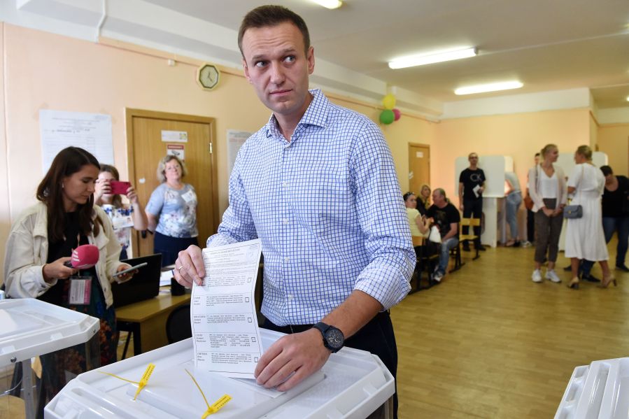 Russian opposition activist Alexei Navalny casts his vote at a polling station during to the Moscow city Duma election in Moscow, Russia on Sept. 8, 2019. (Credit: VASILY MAXIMOV/AFP/Getty Images)