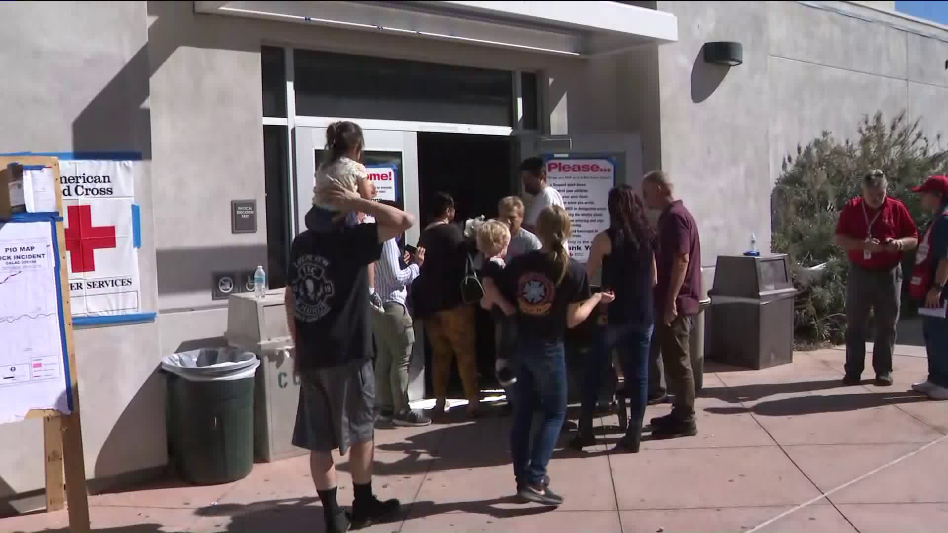 Residents flock to an evacuation center in Santa Clarita during the Tick Fire on Oct. 25, 2019. (Credit: KTLA)