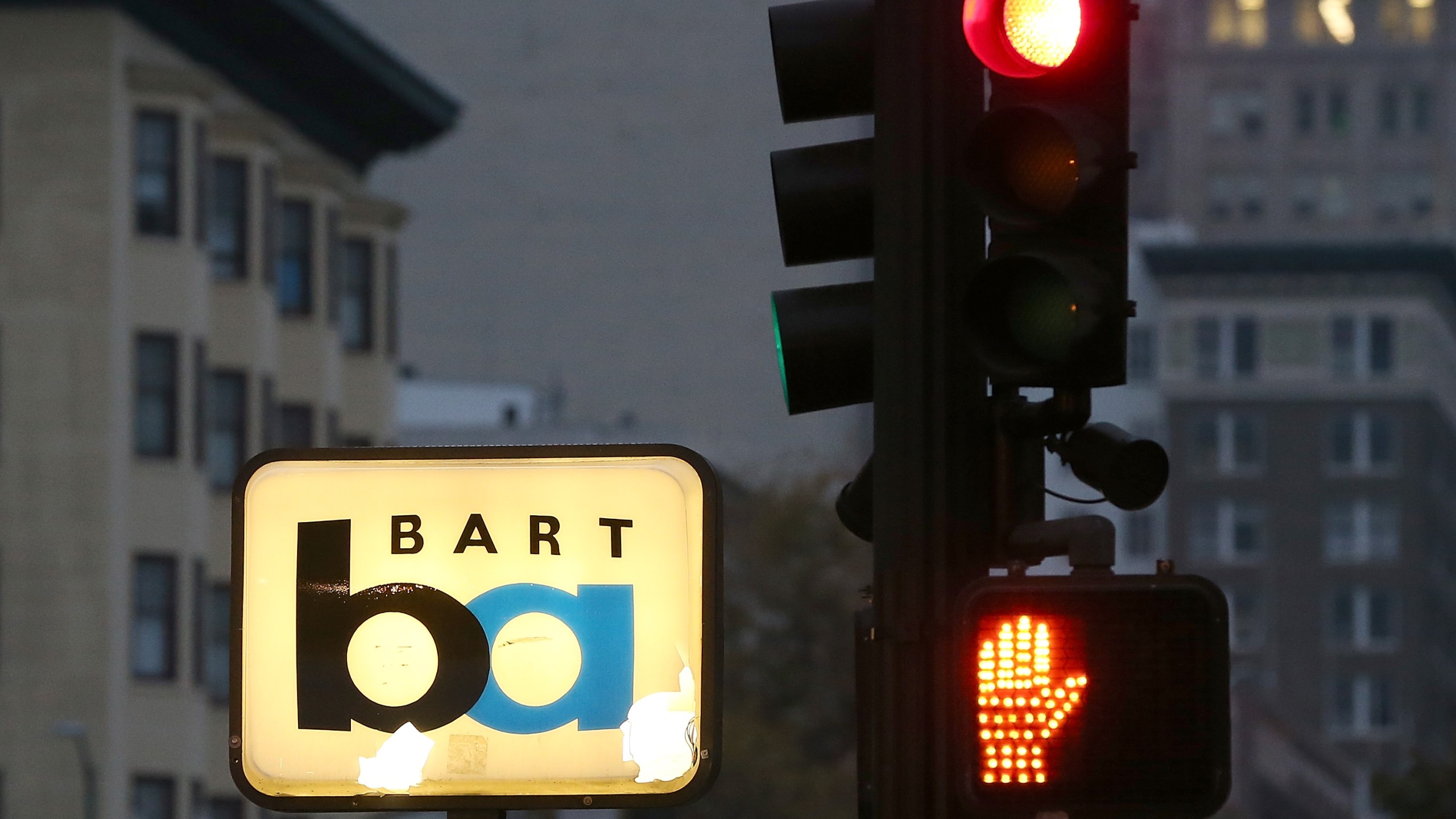 A Bay Area Rapid Transit (BART) sign stands at a closed station on Oct.21, 2013 in Oakland. (Credit: Justin Sullivan/Getty Images)