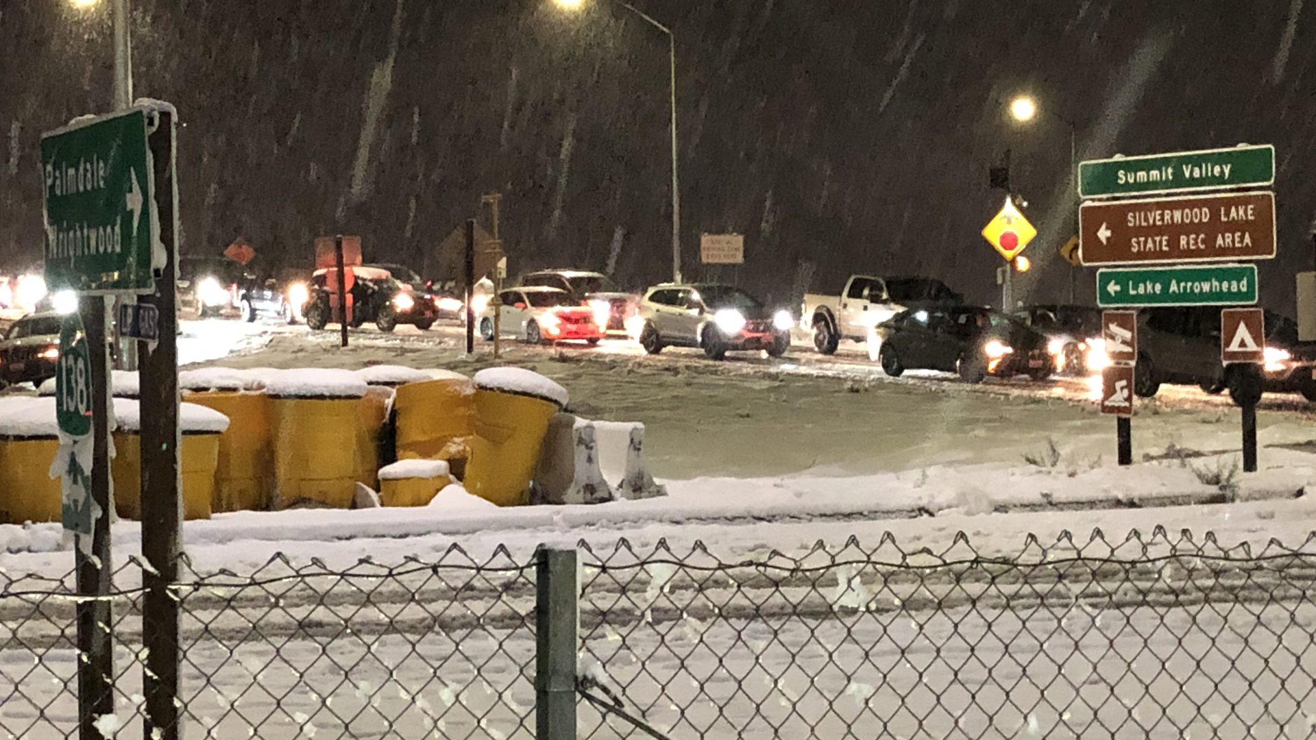 Traffic is seen backed up in the Cajon Pass on Nov. 28, 2019. (Credit: KTLA)