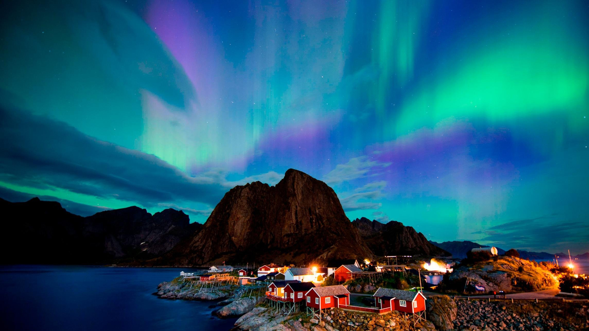 The northern lights are seen in a file photo. (Credit: AFP / Getty Images)