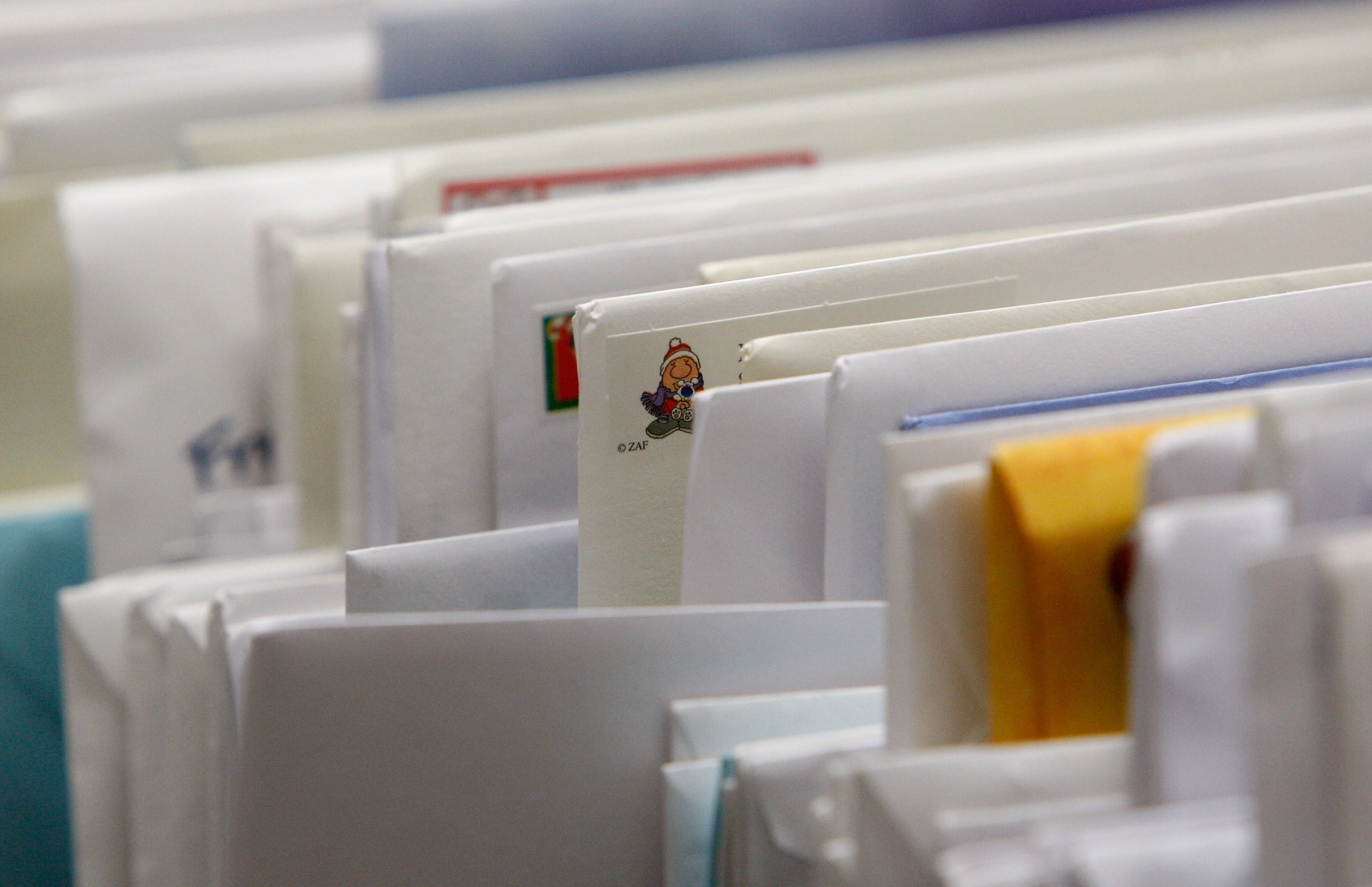 This file photo shows letters at the U.S. Post Office on Dec.17, 2007, in San Francisco. (Credit: Justin Sullivan/Getty Images)