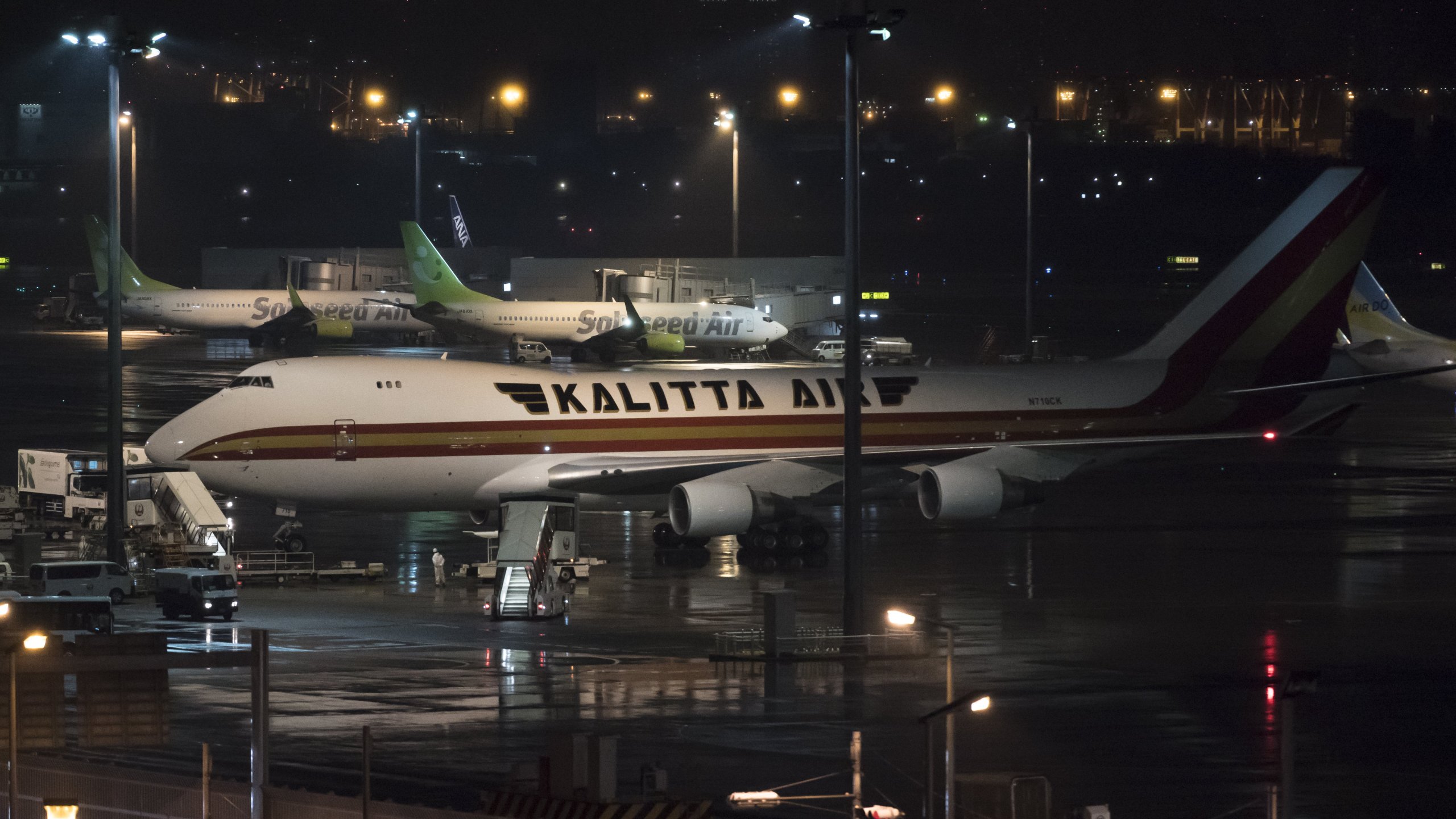 A Kalitta Air passenger aircraft, chartered by the U.S. government, arrives at Haneda airport on Feb. 16, 2020 in Tokyo, Japan. The U.S. has become the first country to offer to repatriate citizens on the Diamond Princess cruise ship while it remains quarantined in Yokohama Port due to the coronavirus outbreak. (Credit: Photo by Tomohiro Ohsumi/Getty Images)