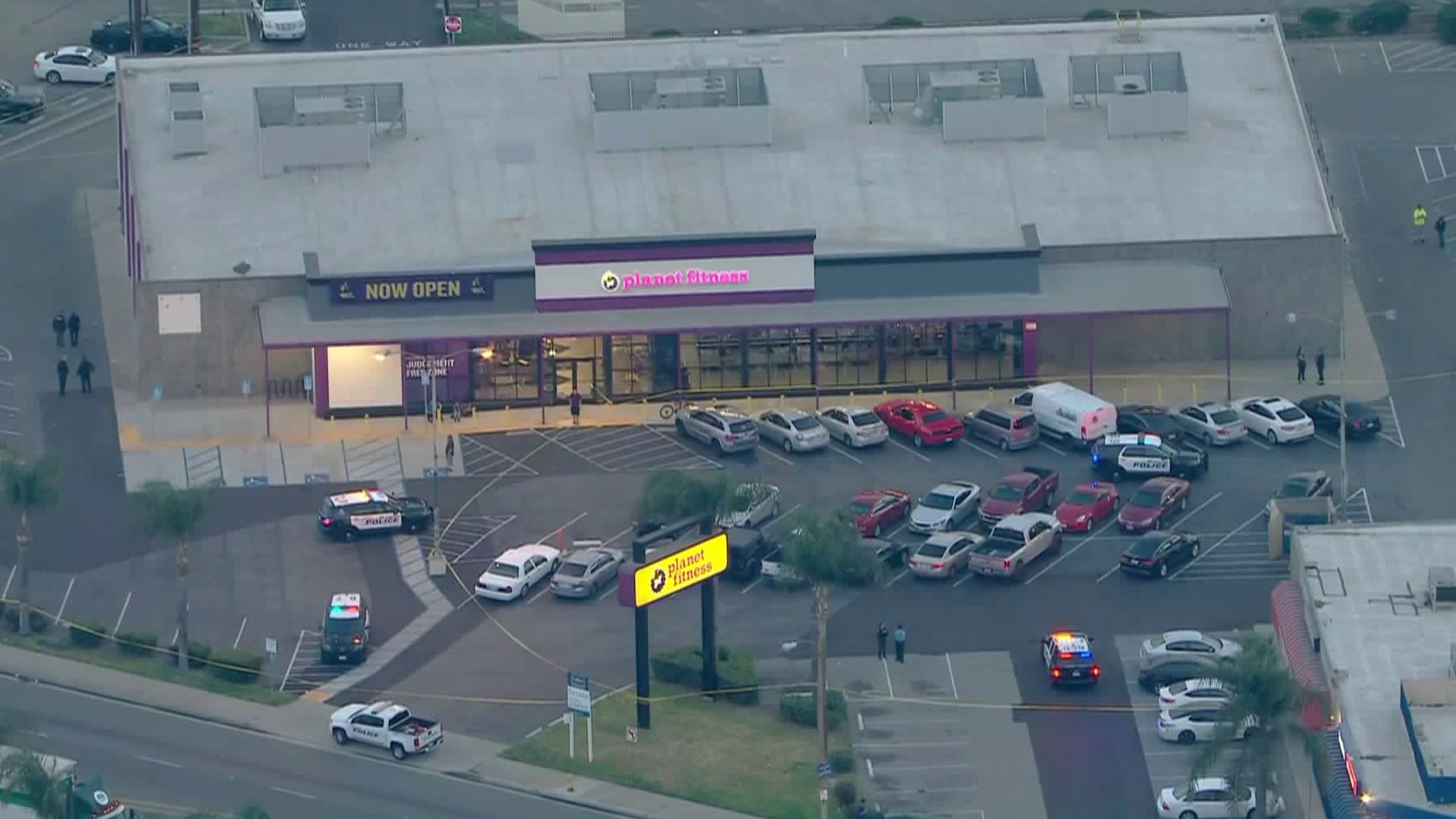 Police investigate the scene of a shooting near Washington and Norwalk boulevard in Santa Fe Springs on Feb. 21, 2020. (Credit: KTLA)