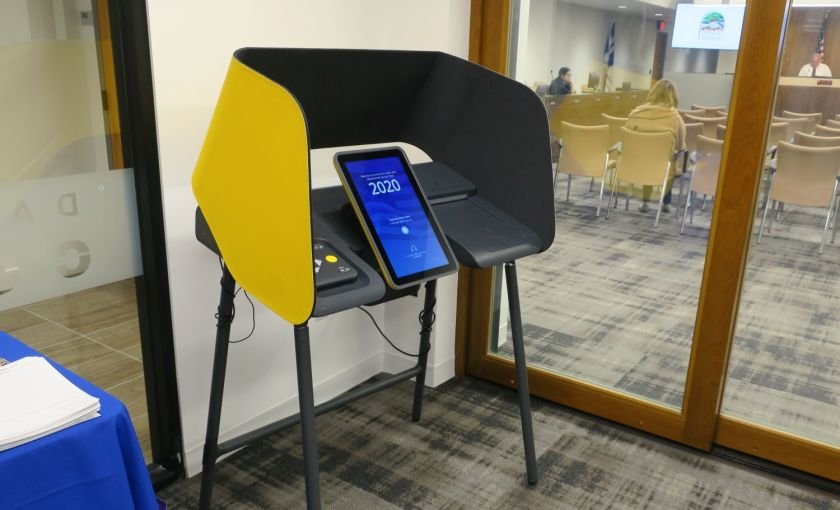 A new ballot marking device is seen at a voting center at La Cañada City Hall in 2020. (Credit: Sara Cardine / Times Community News)