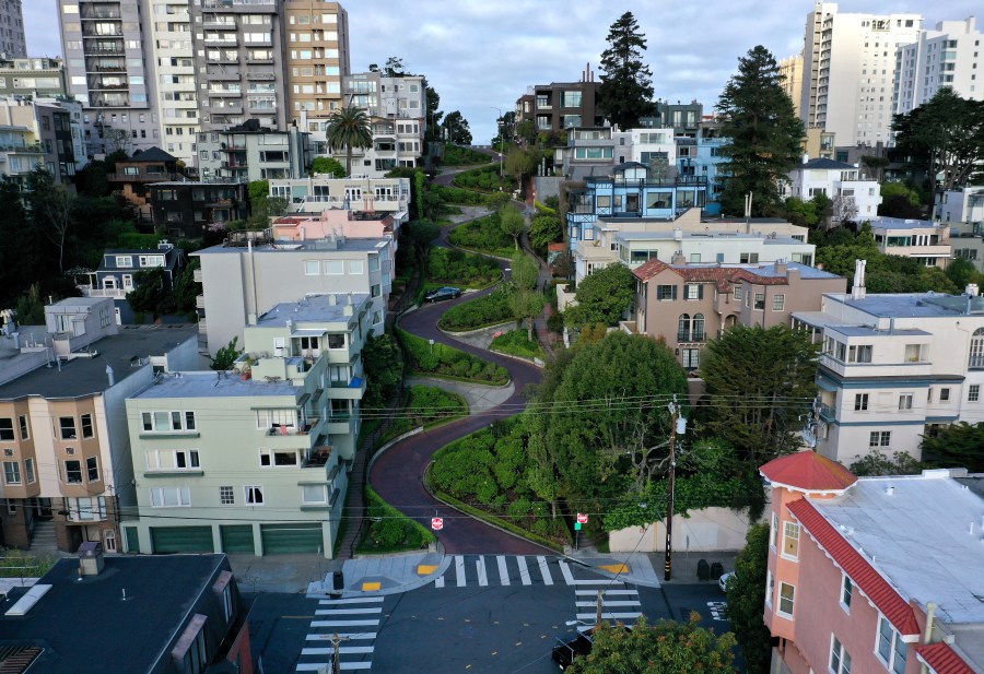 An aerial drone view of an empty Lombard Street tourist destination during the coronavirus pandemic on March 30, 2020. Justin Sullivan/Getty Images)