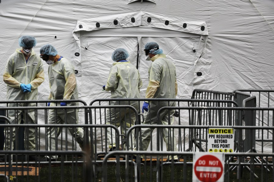 Members of the International Christian humanitarian organization Samaritans' Purse gather at a field hospital in New York's Central Park on April 4, 2020 in New York City. (Getty Images)