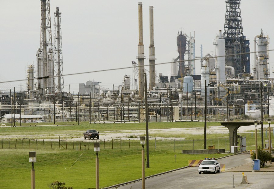 The Exxon/Mobil refinery is seen in Baytown, Texas on Sept. 23, 2005. (Scott Olson/Getty Images)