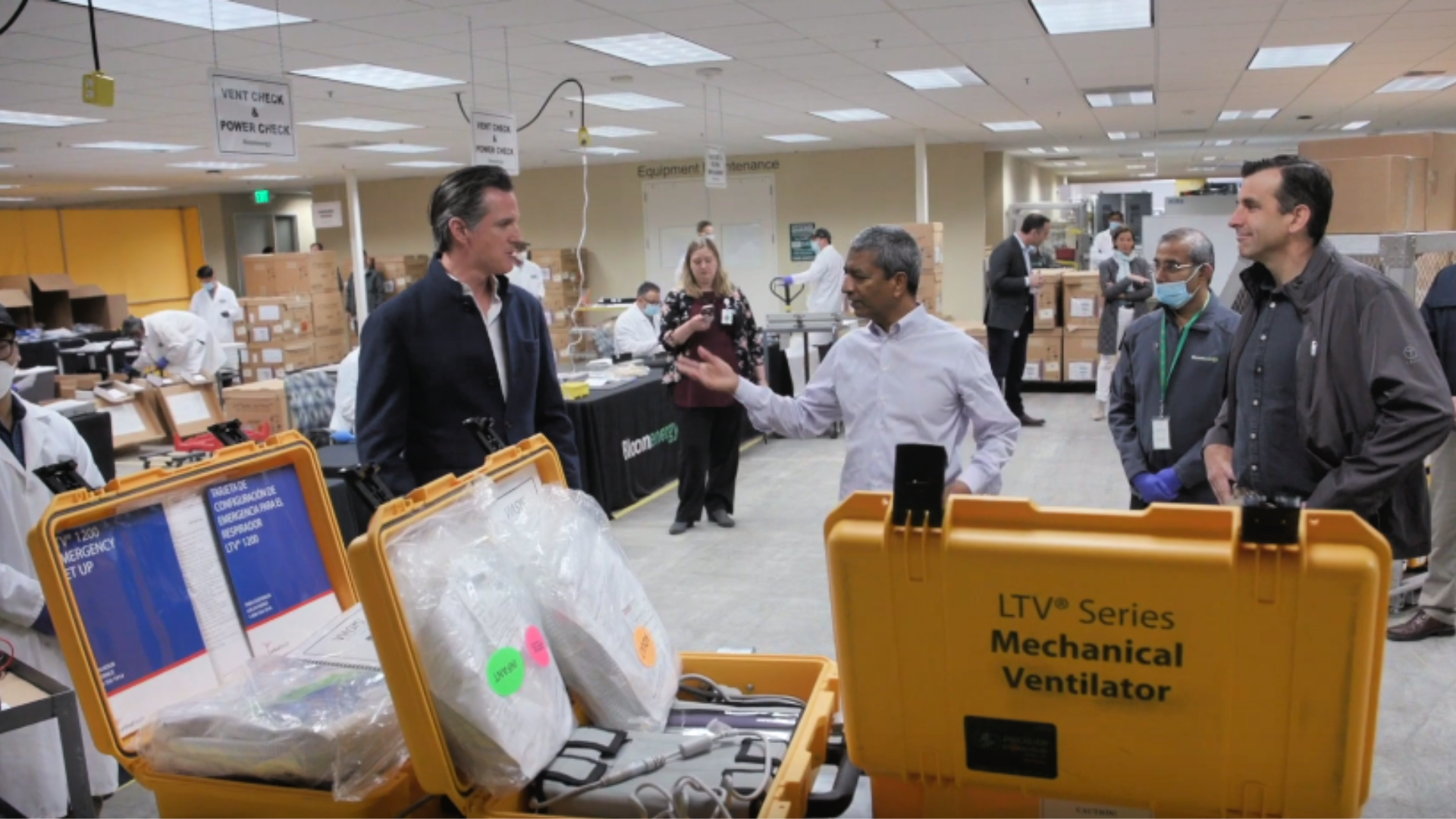 Governor Newsom, Mayor Liccardo and Bloom Energy CEO KR Sridhar visit a ventilator refurbishing site in Sunnyvale on March 28, 2020. (The Office of the Governor)