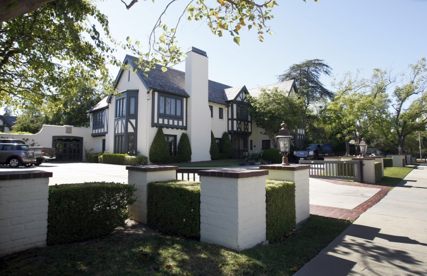 The Getty House in the Windsor Square neighborhood is the official residence of the Los Angeles mayor. Above, the home is seen in 2011. (Credit: Allen J. Schaben / Los Angeles Times)