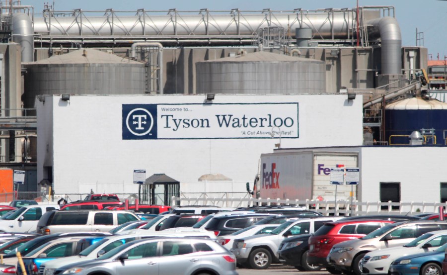 A Tyson Fresh Meats plant stands in Waterloo, Iowa. (Jeff Reinitz/The Courier via AP)