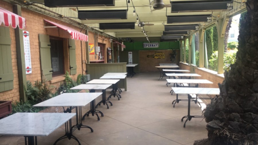 A deserted restaurant in Yountville.(Los Angeles Times)