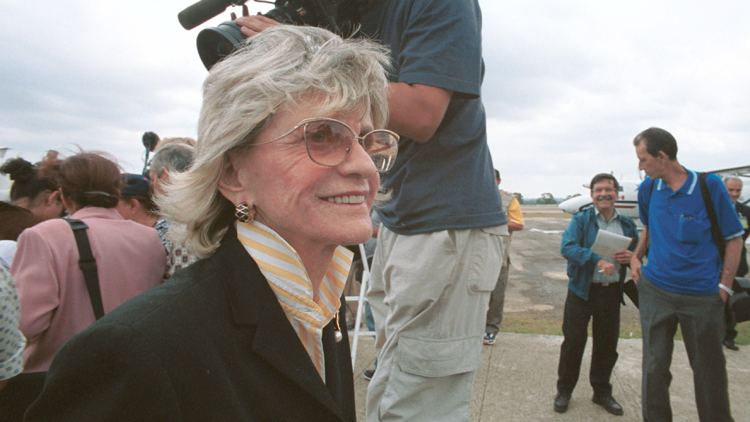 Jean Kennedy Smith, sister of the late U.S. President John F. Kennedy, arrives at the Wayay airport March. 21, 2001 in Havana, Cuba. (Jorge Rey/Newsmakers)