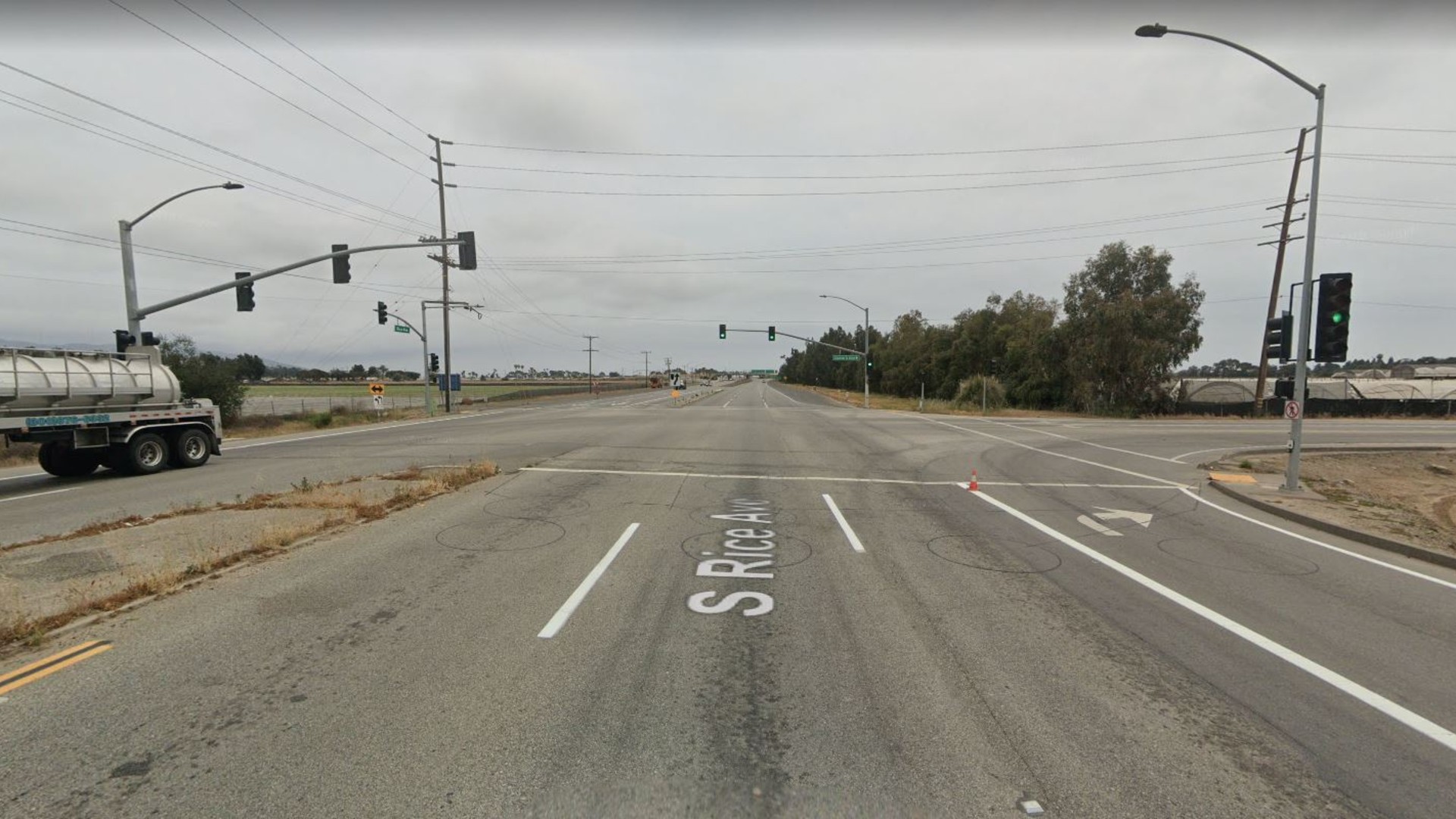 The intersection of Rice Avenue and Channel Islands Boulevard, as viewed in a Google Street View image.