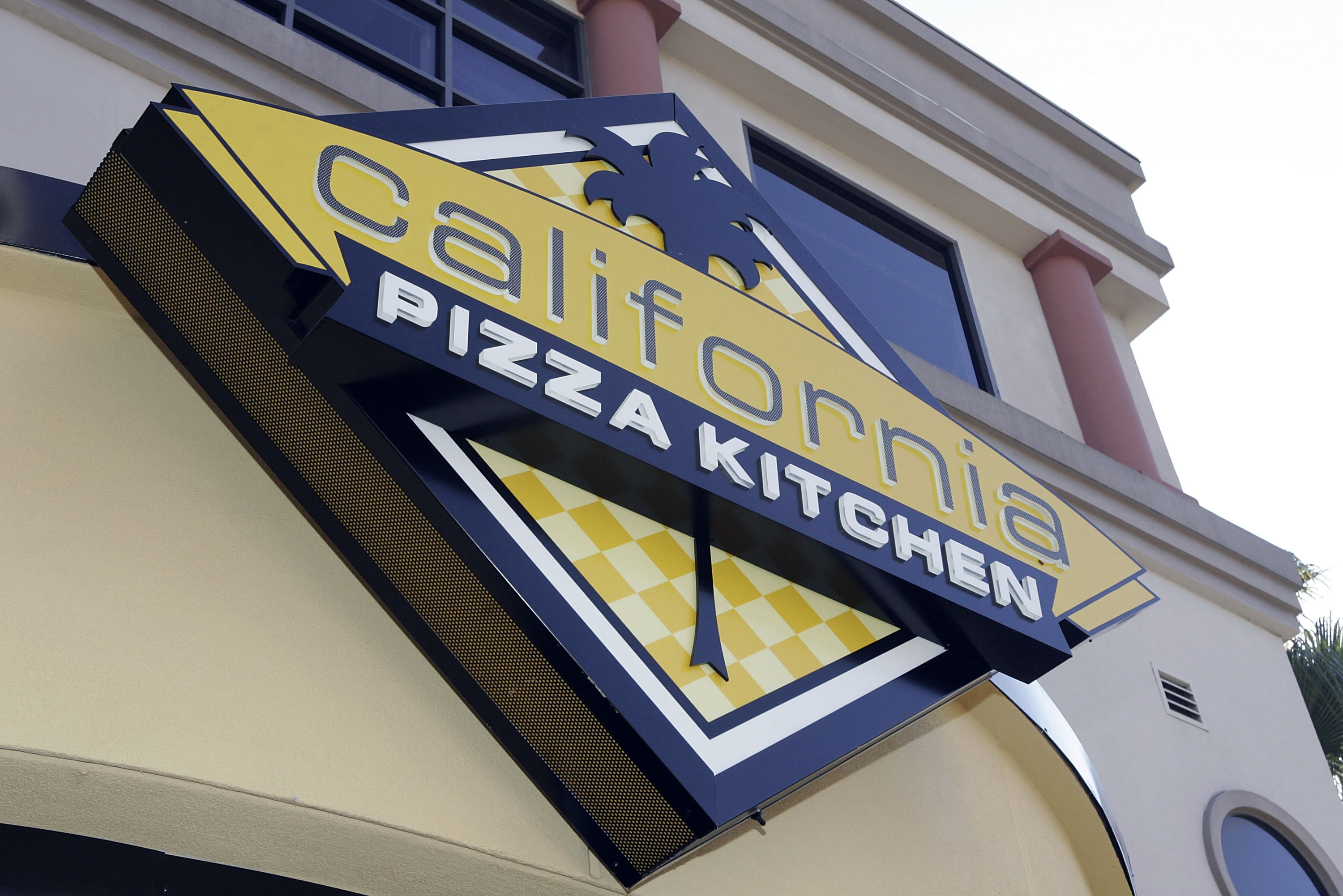 Atmosphere at the California Pizza Kitchen grand opening preview party held to benefit AIDS Project Los Angeles on June 28, 2005 in Los Angeles. (Frazer Harrison/Getty Images for Los Angeles Magazine)