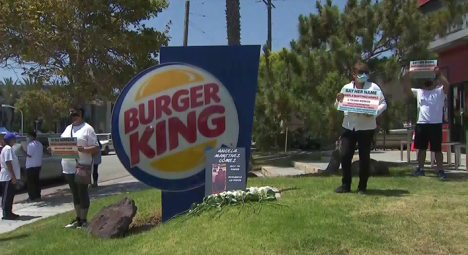 Employees of a Santa Monica Burger King hold a silent protest on July 10, 2020. (KTLA)