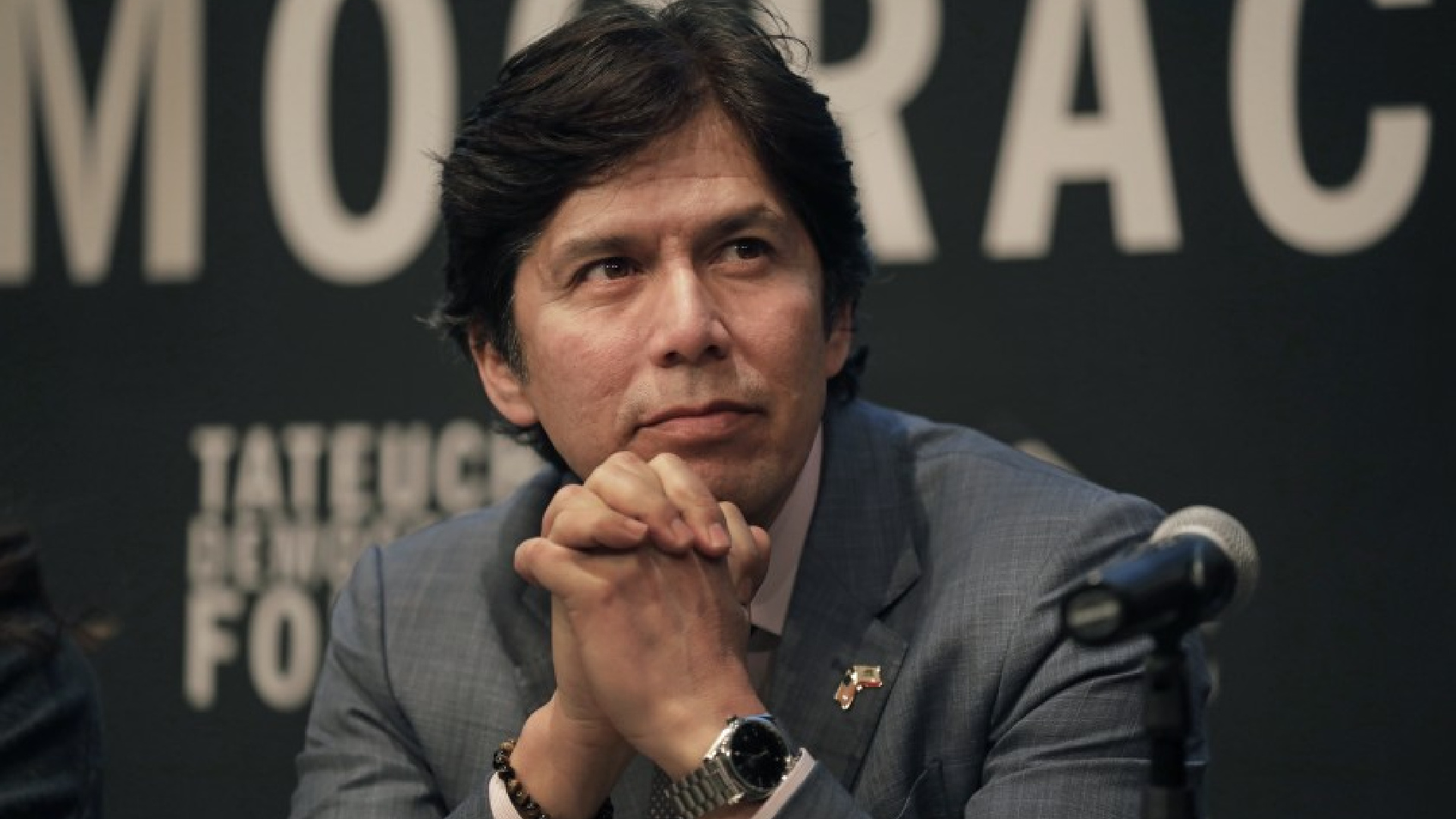 Kevin de León is shown in an undated file photo. (Carolyn Cole / Los Angeles Times)