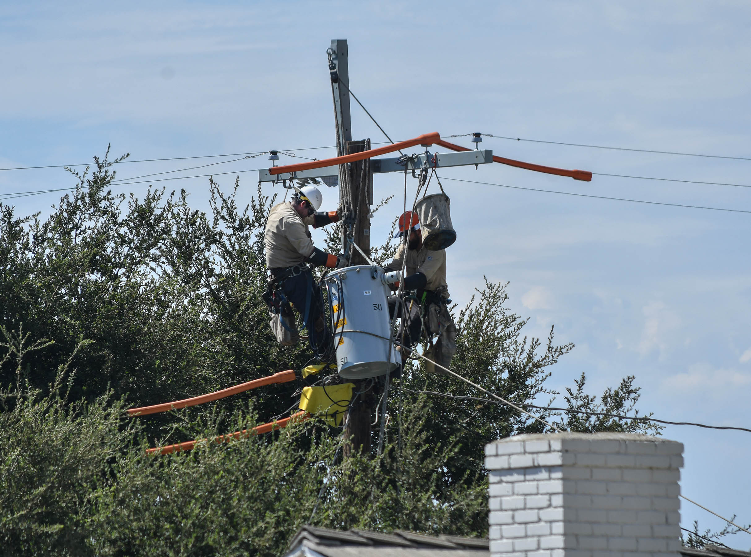 The L.A. Department of Water and Power tweeted this image of crews working on a power line on Aug. 16, 2020.