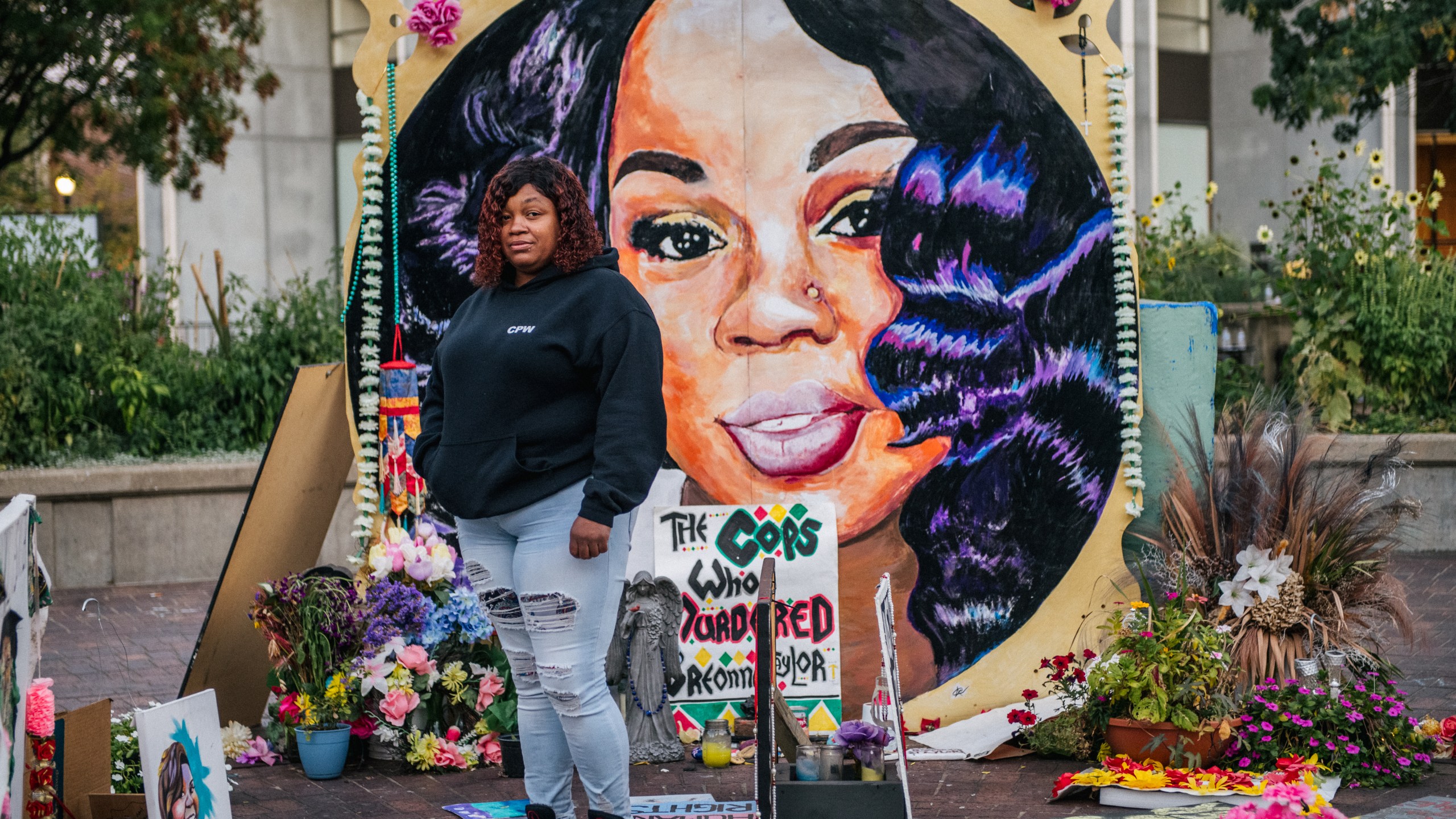 Tamika Palmer, mother of Breonna Taylor, poses for a portrait in front of a mural of her daughter at Jefferson Square park on September 21, 2020 in Louisville, Kentucky. (Brandon Bell/Getty Images)