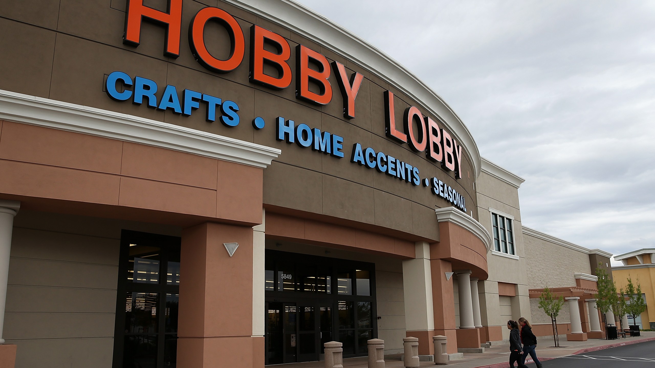 Customers enter a Hobby Lobby store on March 25, 2014 in Antioch, California. (Justin Sullivan/Getty Images)