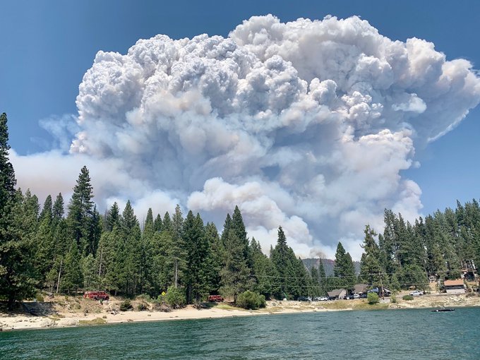 The Creek Fire burns through the Sierra National Forest on Sept. 5, 2020, exploding to at least 5,000 acres. (Sierra National Forest via Twitter)