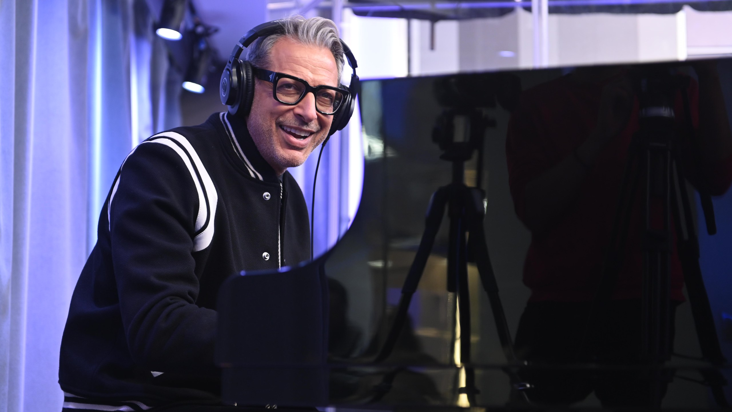 Jeff Goldblum performs with The Mildred Snitzer Orchestra on SiriusXM's Real Jazz Channel at The SiriusXM Studios in New York City on November 11, 2019 in New York City. (Noam Galai/Getty Images for SiriusXM)