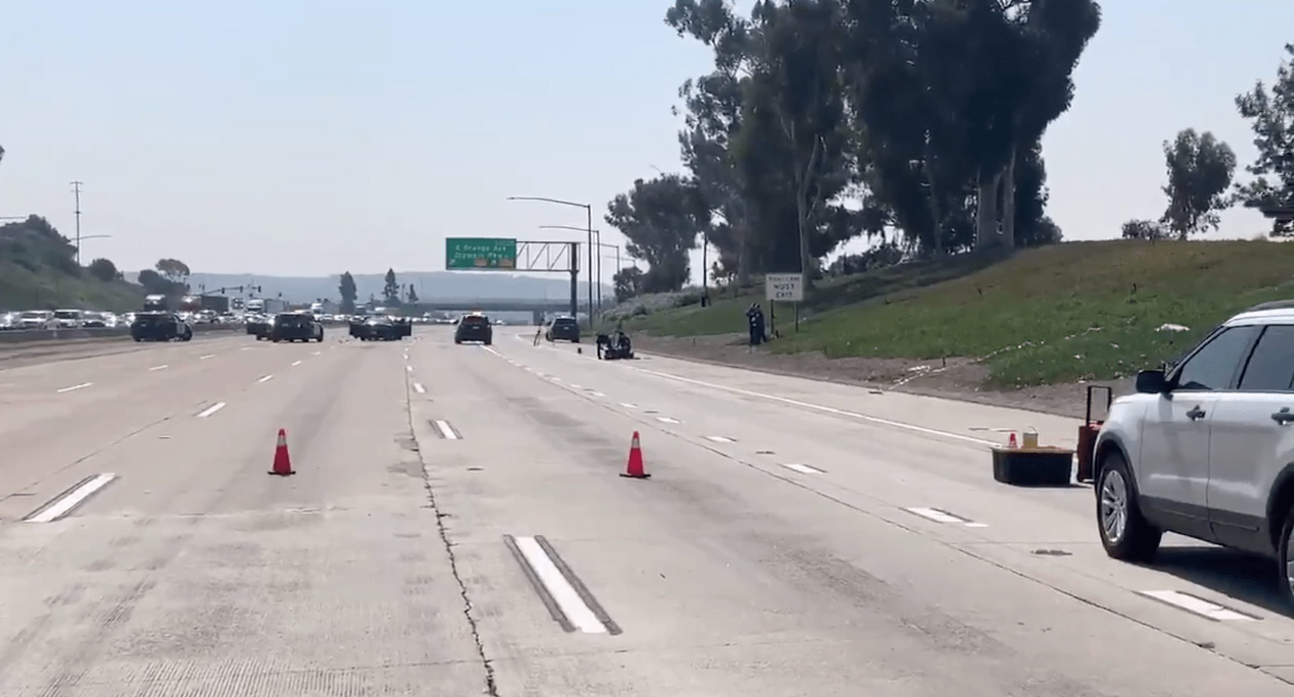 The 805 freeway is seen closed for an investigation after officers shot and killed a pursuit suspect on Oct. 4, 2020. (KSWB)