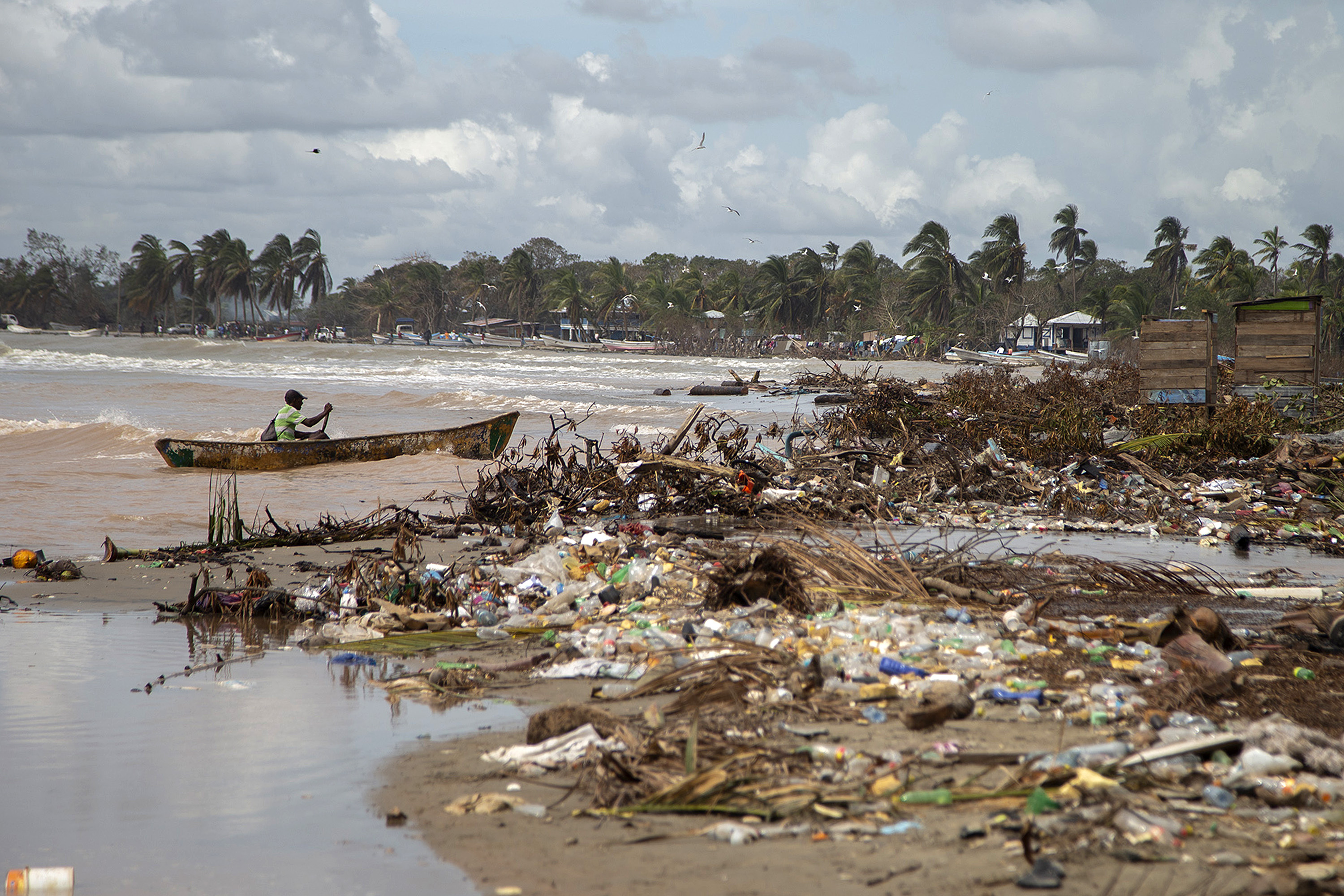 A fisherman returns to the shore of the dock before the arrival of hurricane Iota on Nov. 15, 2020, in Puerto Cabezas, Nicaragua. (Maynor Valenzuela/Getty Images)