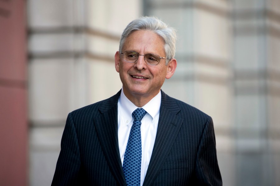 Former Supreme Court nominee Merrick Garland walks into Federal District Court in Washington on Nov. 17, 2017. (Andrew Harnik / Associated Press)