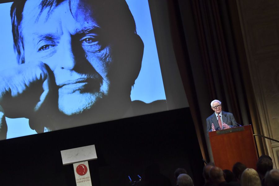 British author John le Carre speaks at the ceremony where he is awarded the Olof Palme Award 2019 "for his engaging and humanistic opinion making in literary form regarding the freedom of the individual and the fundamental issues of mankind" in the Concert Hall Grünewaldsalen, on Jan. 30, 2020 in Stockholm, Sweden. (CLAUDIO BRESCIANI/TT News Agency/AFP via Getty Images)