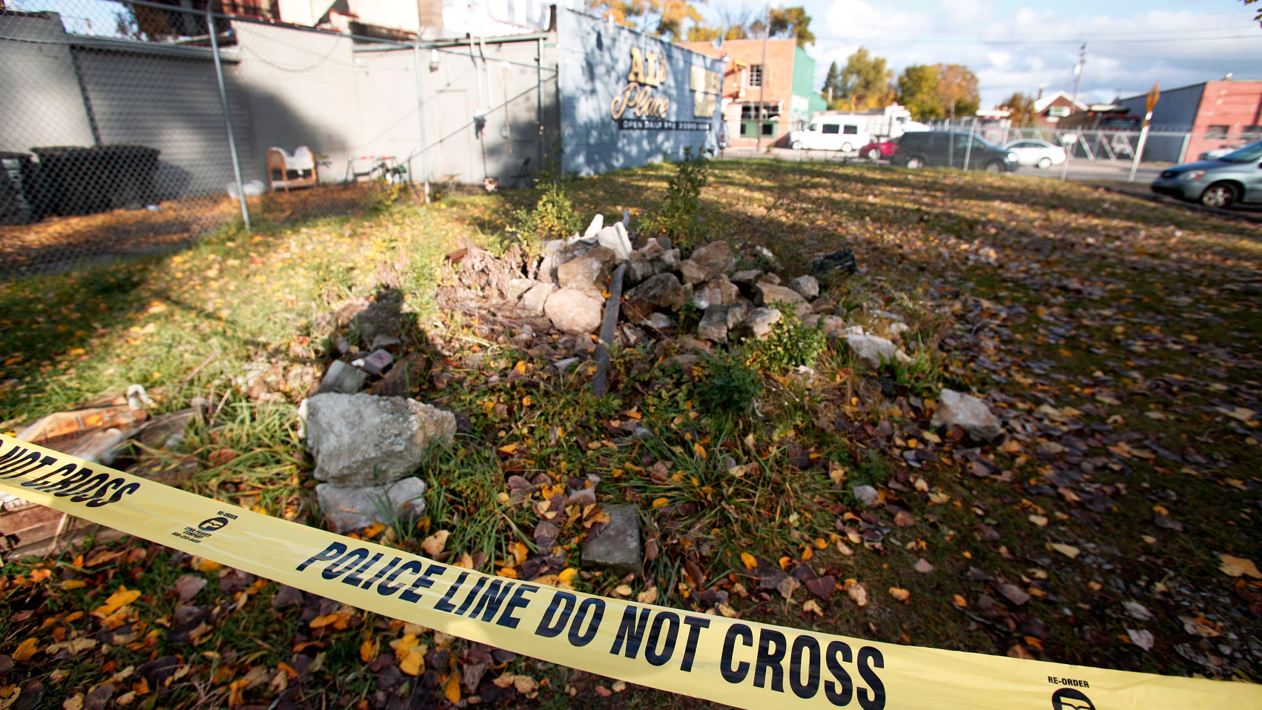 Crime scene tape stretched across the location where 10 people were shot last night at Al's Place Barber Shop November 7, 2013 in Detroit, Michigan. (Bill Pugliano/Getty Images)Crime scene tape stretched across the location where 10 people were shot last night at Al's Place Barber Shop November 7, 2013 in Detroit, Michigan. (Bill Pugliano/Getty Images)