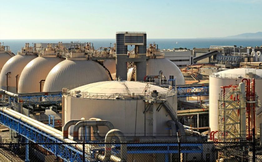 The Hyperion Water Reclamation Plant in Playa Del Rey is seen in 2016.(Christina House / Los Angeles Times)