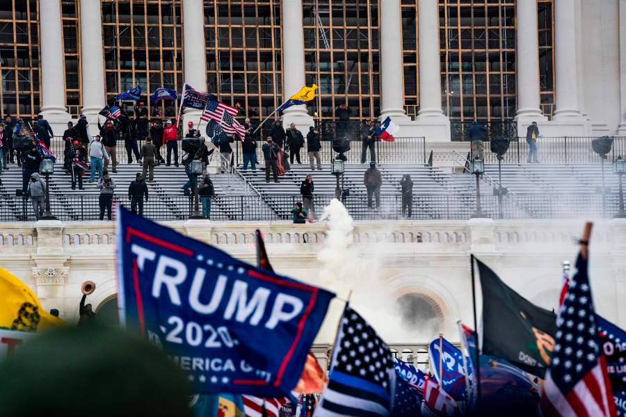 Supporters of US President Donald Trump clash with the US Capitol police during a riot at the US Capitol on January 6, 2021, in Washington, DC. (Alex Edelman/AFP via Getty Images)