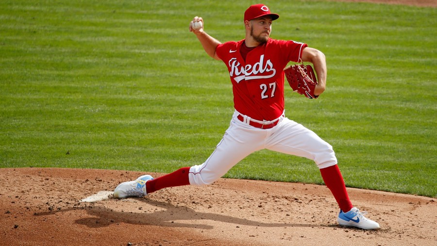 Trevor Bauer #27 of the Cincinnati Reds throws a pitch during the second inning of the game against the Chicago Cubs at Great American Ball Park on Aug. 29, 2020 in Cincinnati. (Kirk Irwin/Getty Images)