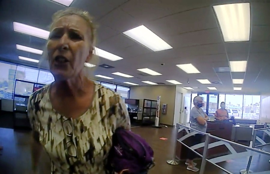 Woman refuses to wear mask in Texas, again, gets arrested