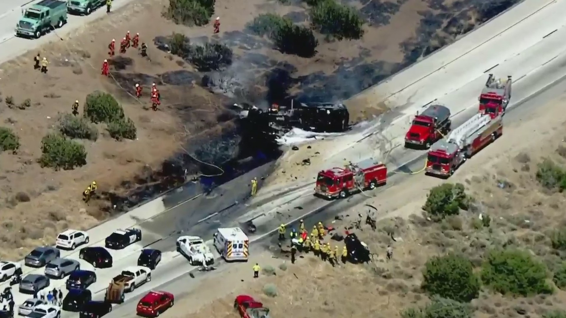 A fiery head-on crash closed a stretch of the northbound 14 Freeway in Agua Dulce on July 2, 2021. (KTLA)