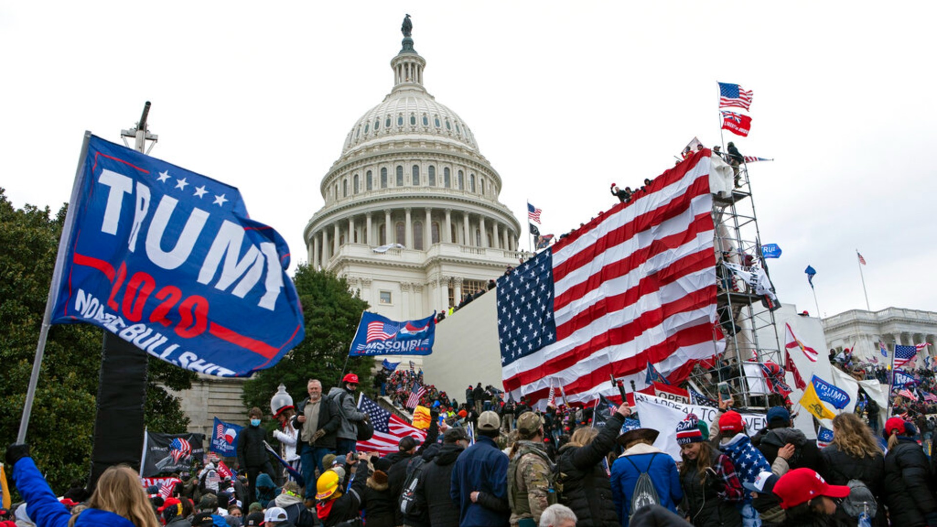 Rioters loyal to then-President Donald Trump outside of U.S. Capitol on Jan. 6, 2021, in Washington. (AP Photo/Jose Luis Magana)