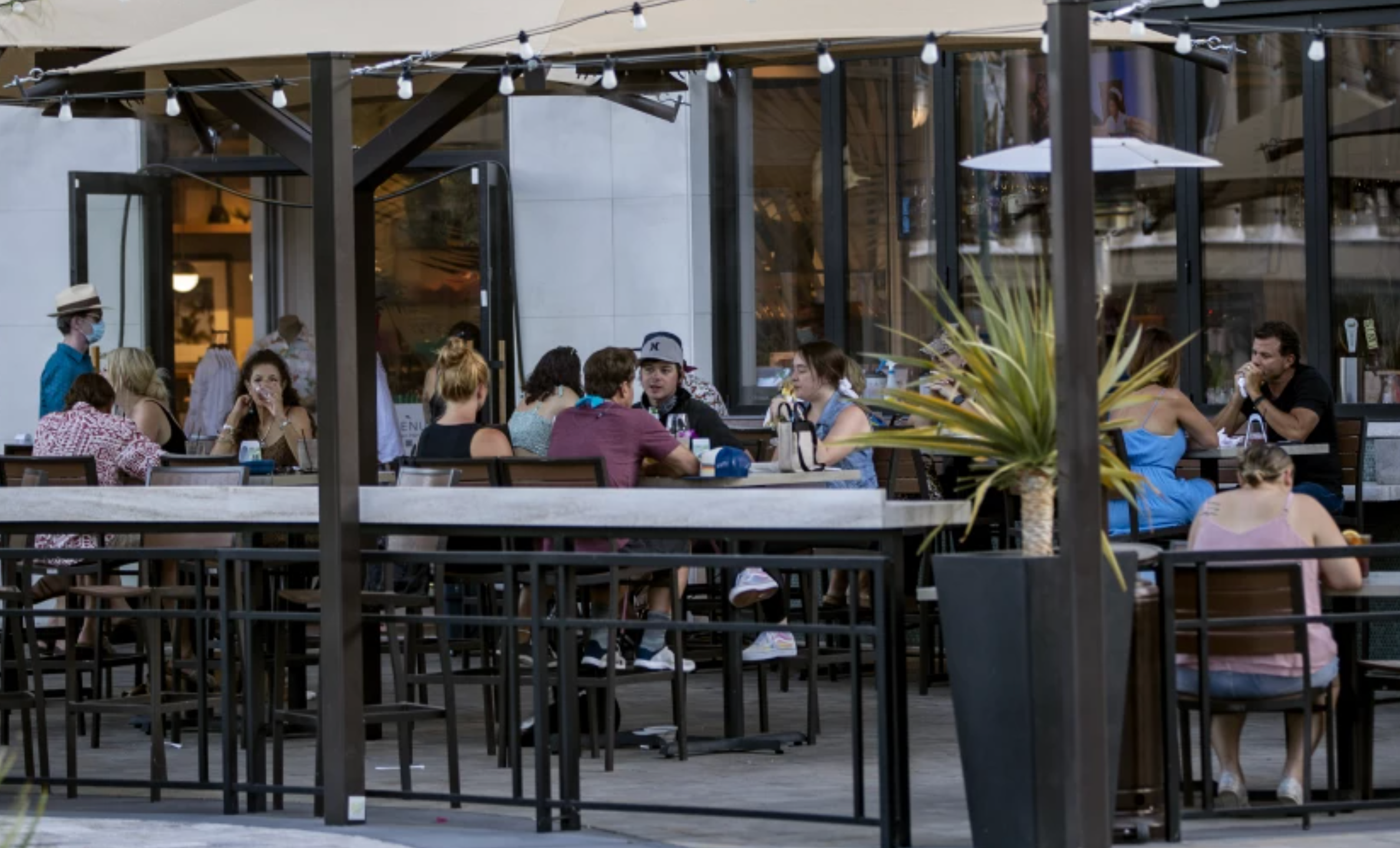 Customers enjoy the outdoor seating at the Marlin Bar in downtown Palm Springs in this undated file photo.(Gina Ferazzi/Los Angeles Times)