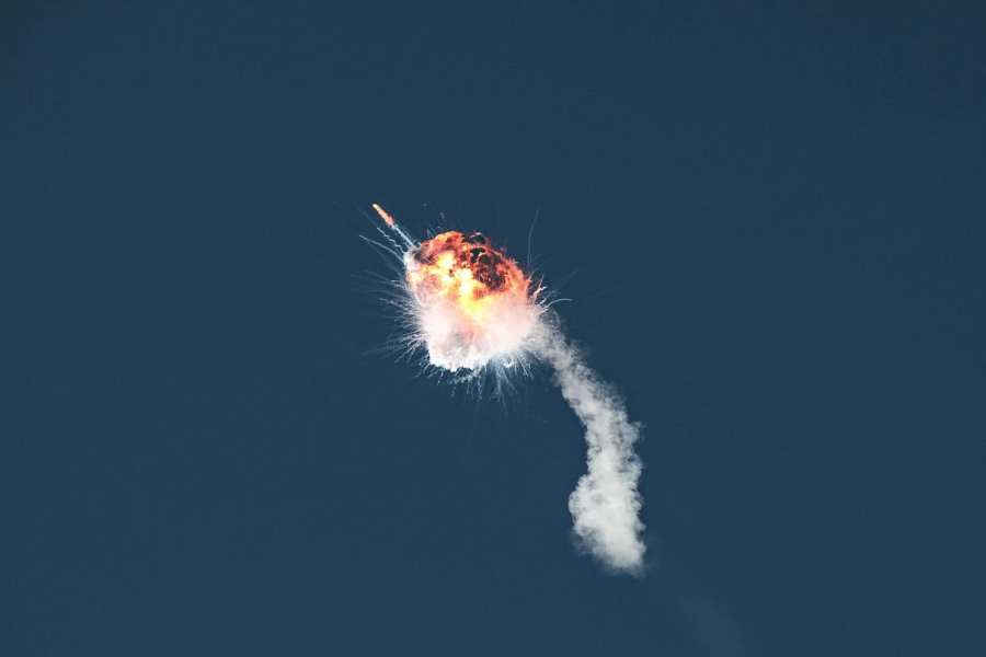 The FireFly launch is seen from the Vandenberg Space Force Base flight line on Sept. 2, 2021. (Renee Herzer/ @ReneeHerzer)