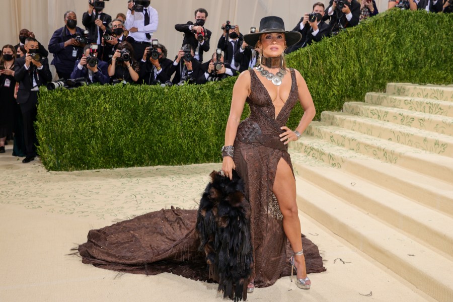 Jennifer Lopez attends The 2021 Met Gala Celebrating In America: A Lexicon Of Fashion at Metropolitan Museum of Art on Sept. 13, 2021 in New York City. (Photo by Theo Wargo/Getty Images)