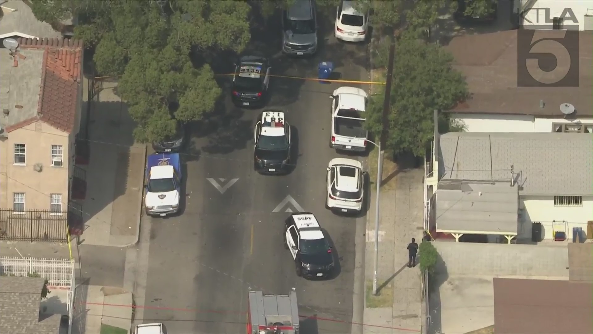 Police investigate a shooting in South L.A. on Sept. 29, 2021. (KTLA)