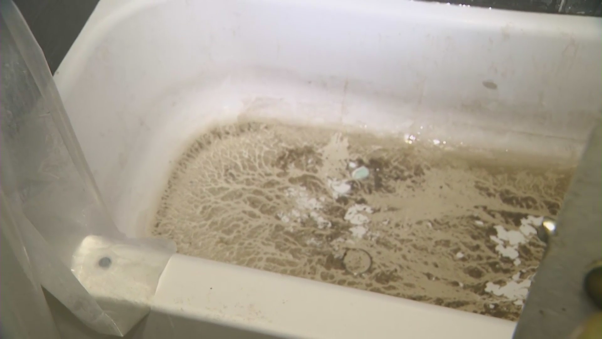 Carson residents are seeing discolored water in their sinks, tubs and toilets on Oct. 14, 2021. (KTLA)