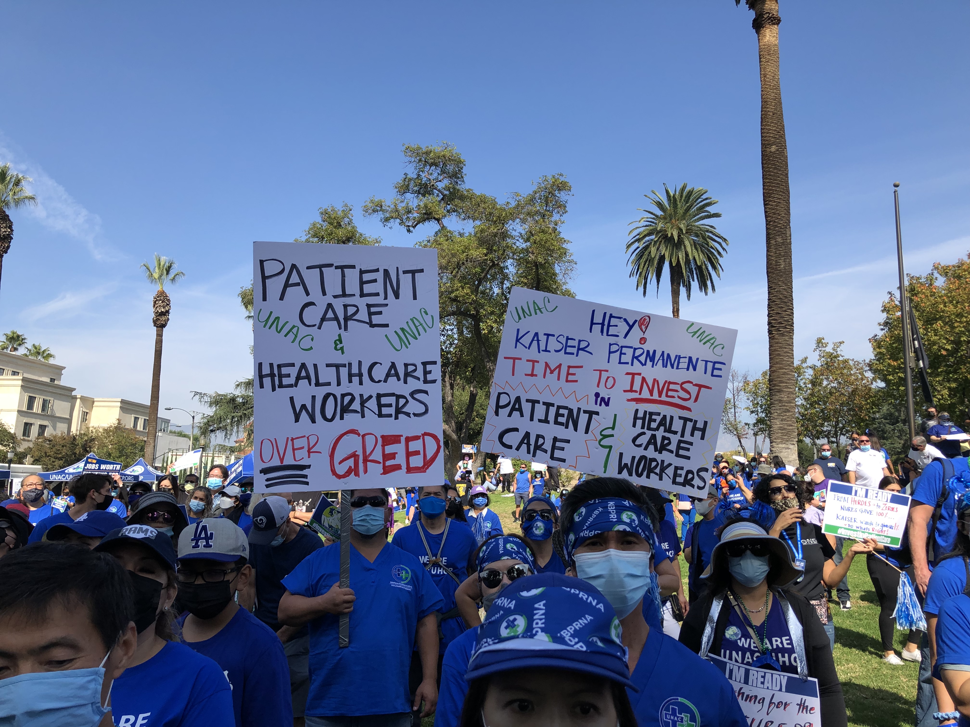 Kaiser employees hold a rally and march on Oct. 30, 2021, in Pasadena.(United Nurses Associations of California/Union of Health Care Professionals)